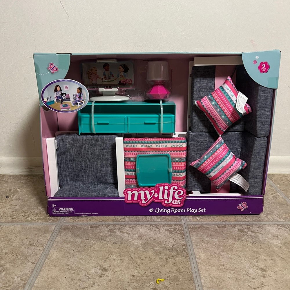 Living room set for dolls